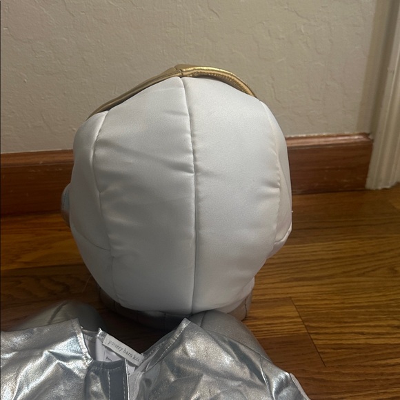 Pottery Barn Kids Silver Spacesuit Astronaut Costume & HELMET SET - Picture 10 of 15